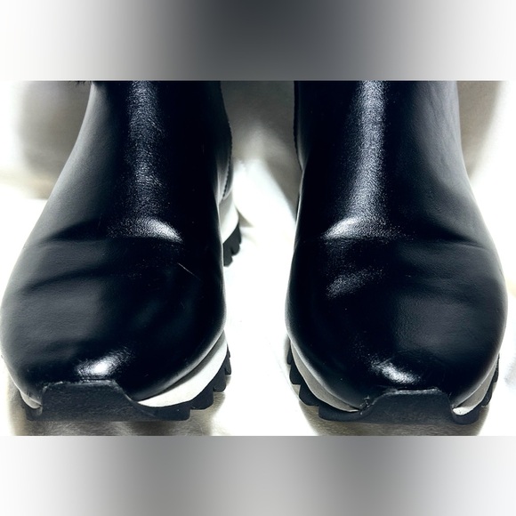 DKNY Black zippered Faux Fur comfy Winter ankle booties women’s size 7M - Picture 10 of 11